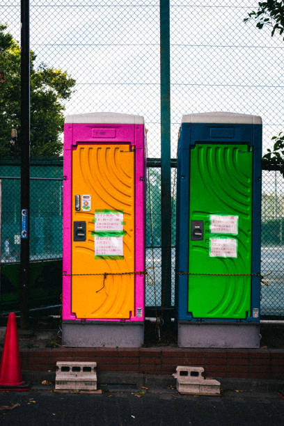 Best Portable bathroom rental  in Naugatuck, CT